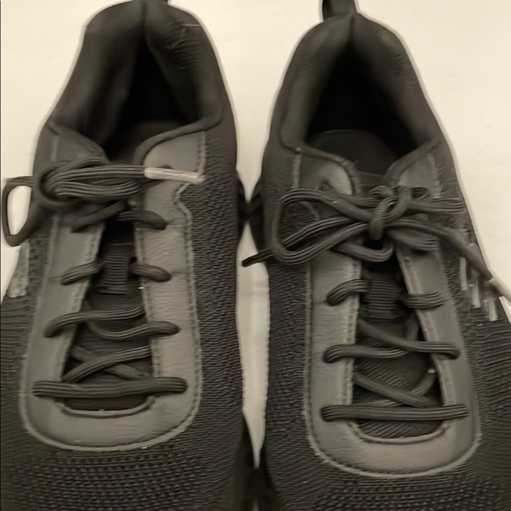 Skechers Black Athletic Shoes Breathable Mesh Design - Picture 5 of 8